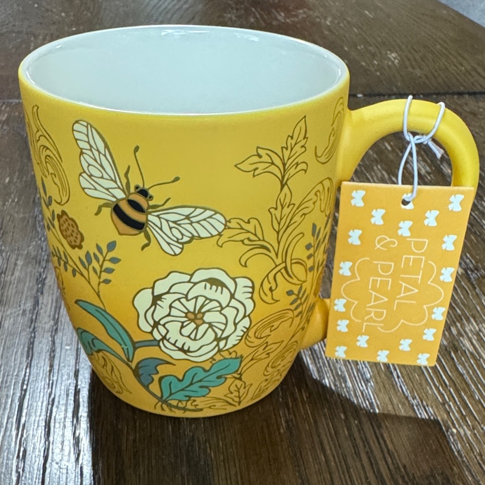 Petal and Pearl Yellow Honeybee Mug (matches Dwell Studios Season of Fancy Mugs) - Picture 1 of 5